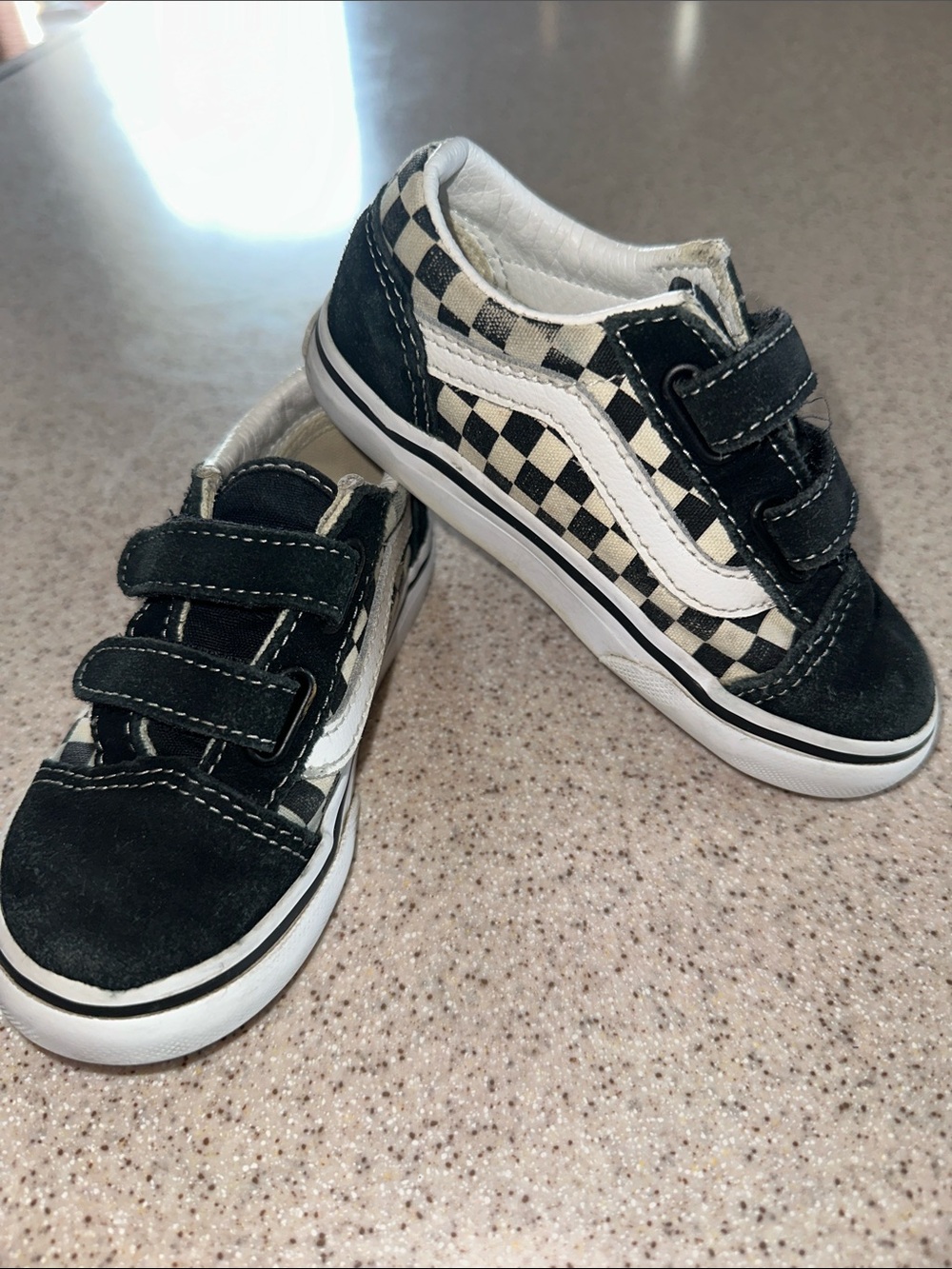Vans Kids Checkerboard Velcro Sneakers - Black/White Old Skool 8.5